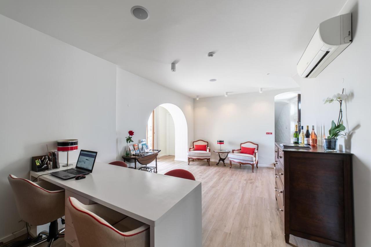 Castelo Guest House Карвоейру Экстерьер фото